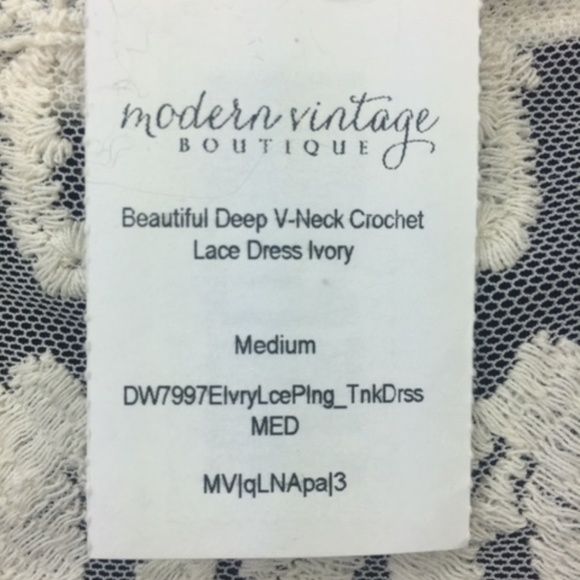 NWT! MODERN VINTAGE Boho Lace Knee-Length Dress - Picture 7 of 7
